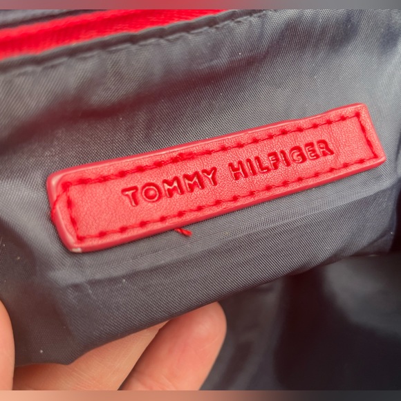 Tommy Hilfiger’s Blue Monogram Pattern Faux Leather Shoulder Bag GUC - Picture 10 of 10